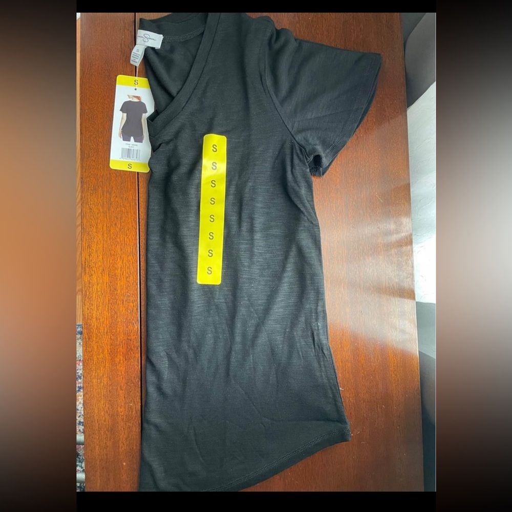 Jessica Simpson black tee shirt